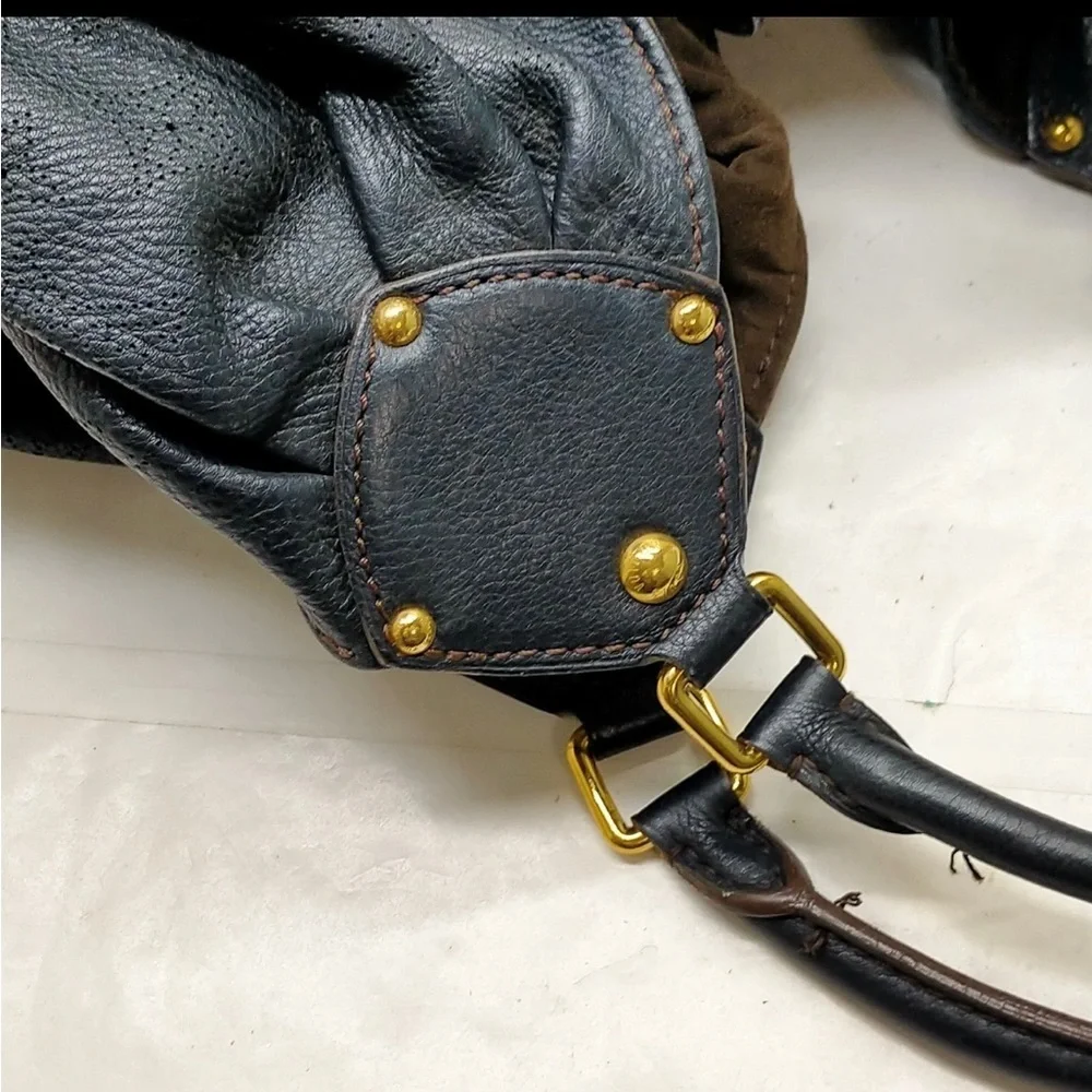 Louis Vuitton hobo bag. Large Black Leather Women's Tote Bag with Gold Hardware